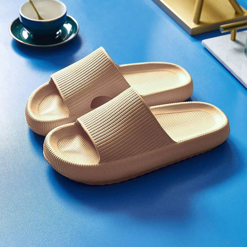 Beige / EU 42-43    AU 10-11